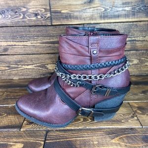 SOLD  Petra Ankle Boot BKE Sole Burgundy Size 8.5